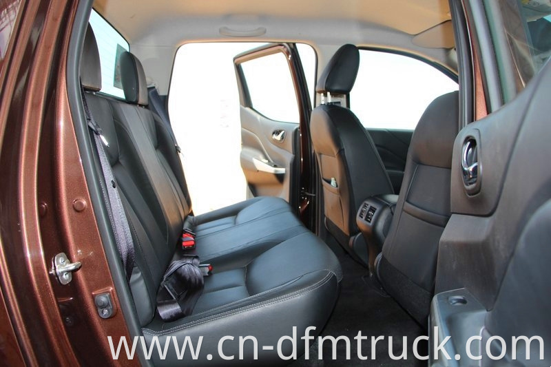Dongfeng Nissan Navara Pickup Interior 2 5l Petro 4x4 184hp Back Seat